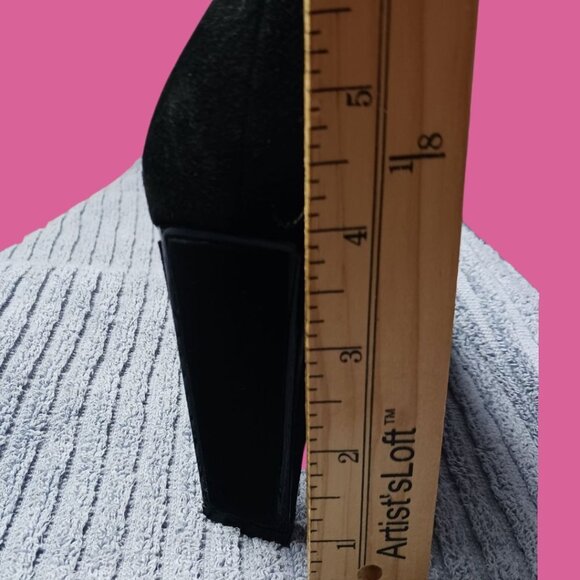 Stuart Weitzman  Suede Cageswoon Heels Round Toe Classic Womens Pumps Black 7.0M - Picture 14 of 16